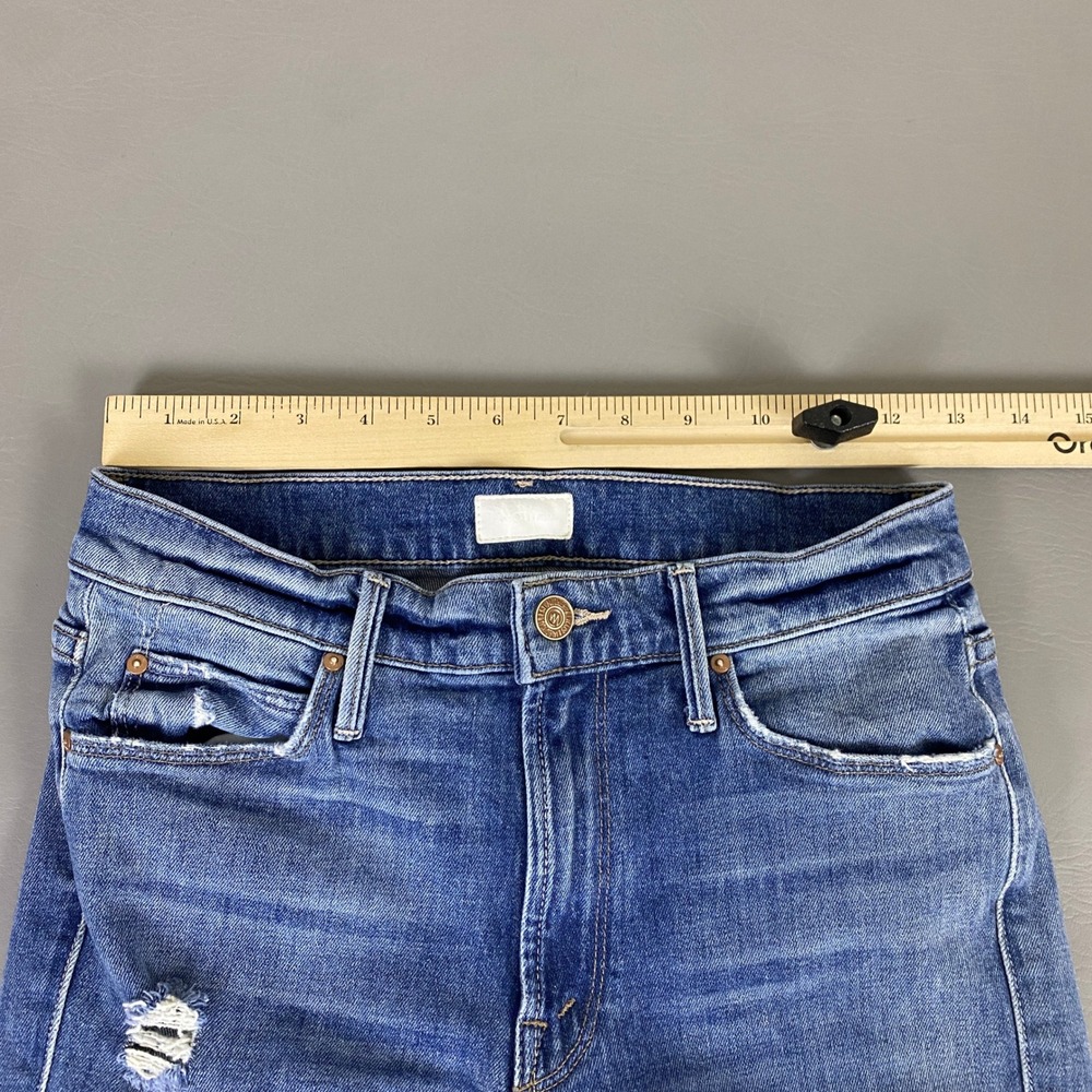 MOTHER The Runaway Weekender Jeans Women's Size 26 Flare Blue Distressed Denim - Picture 7 of 15